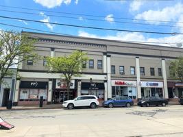 featured image of 214 S Highland Ave