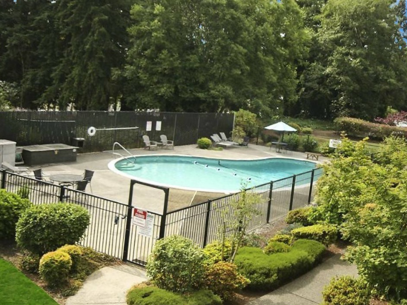 8017 234th St Sw #303 - Photo 3 of 13