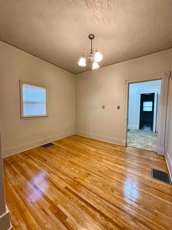 2326 S 30th St - Photo 3 of 11