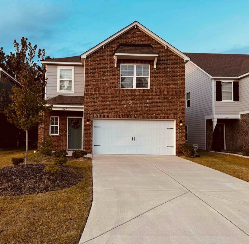 224 Chelsea Park Rd - Photo 3 of 19