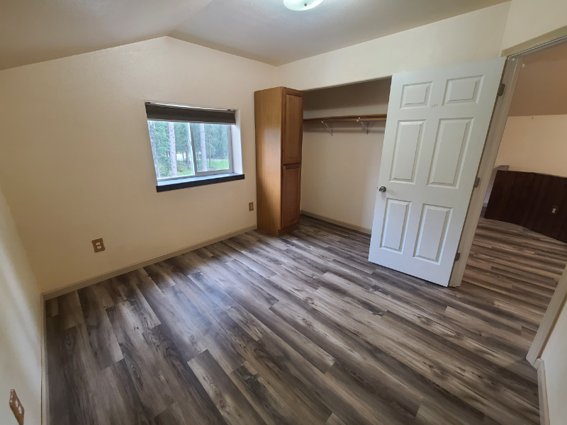 3176 Boyd Ln - Photo 3 of 6