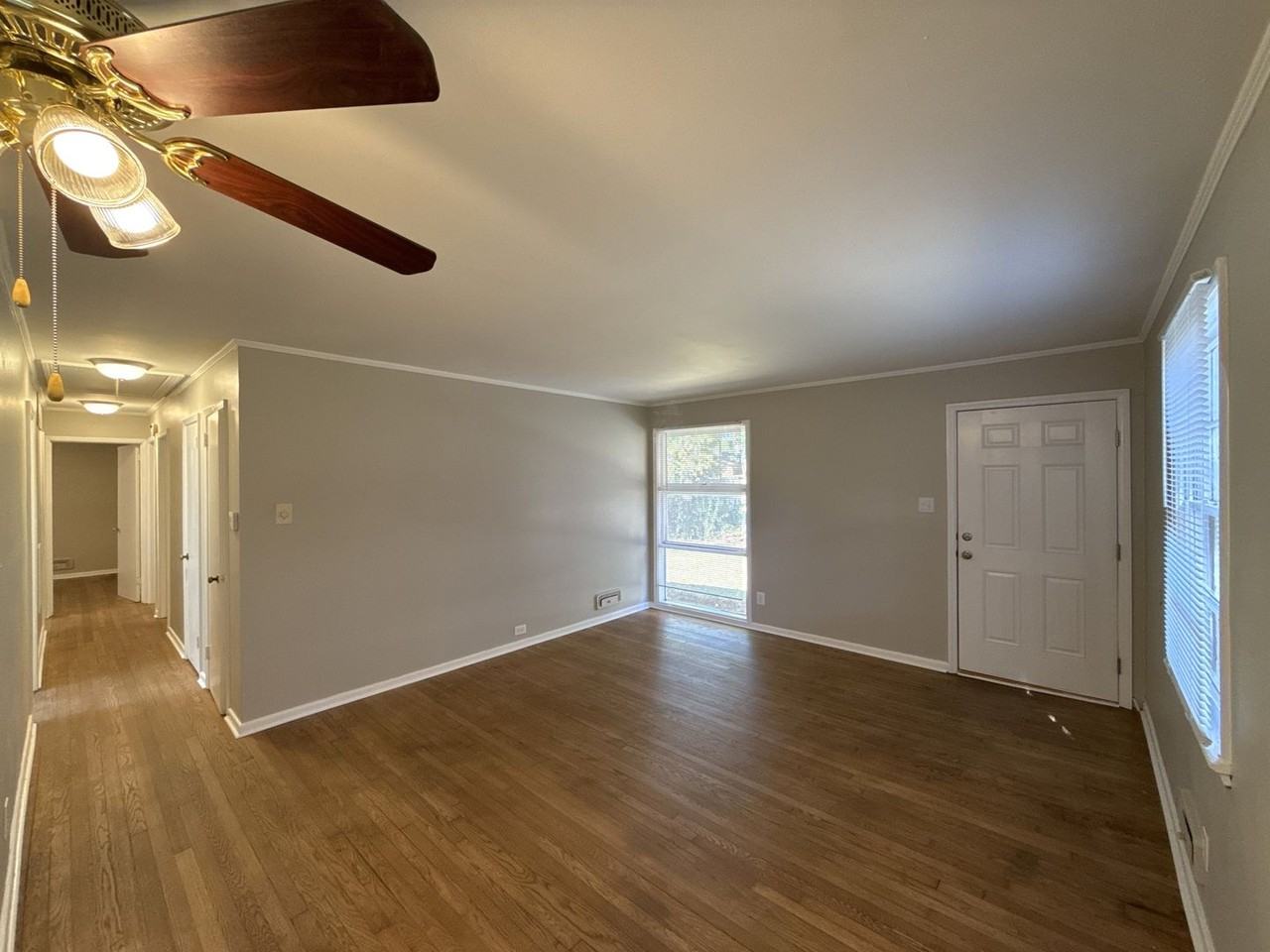 3808 Miriam Dr - Photo 2 of 11