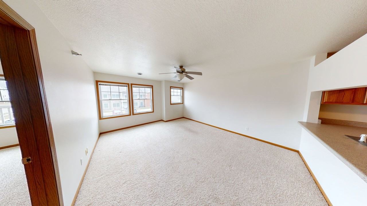 1417 Mayfield - Photo 7 of 13