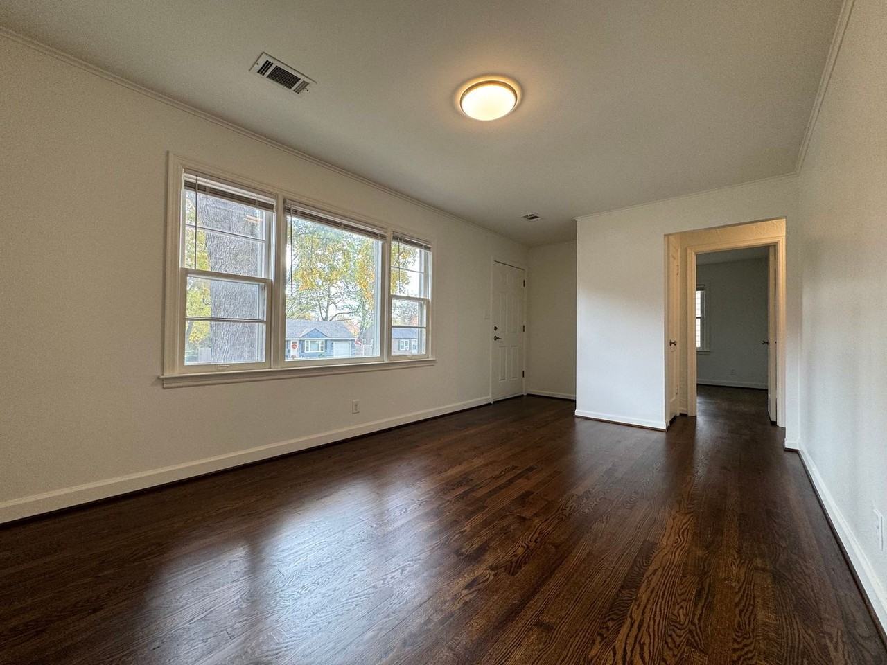 7716 W 64th Ter - Photo 3 of 30