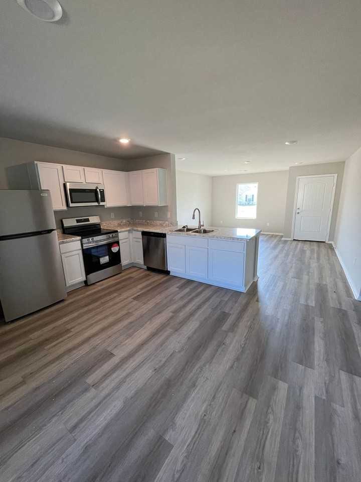 5108 Yukon Dr - Photo 6 of 15