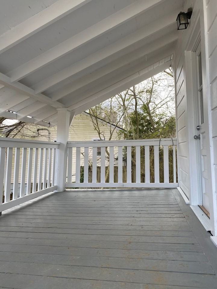 33 Hilldale Rd - Photo 3 of 11