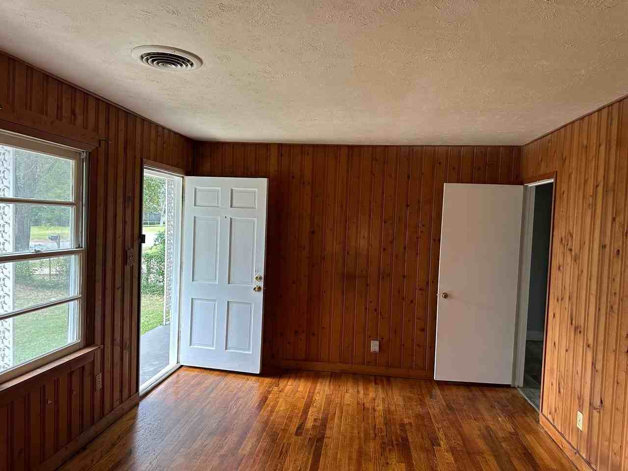 312 Cannon Ave - Photo 5 of 12