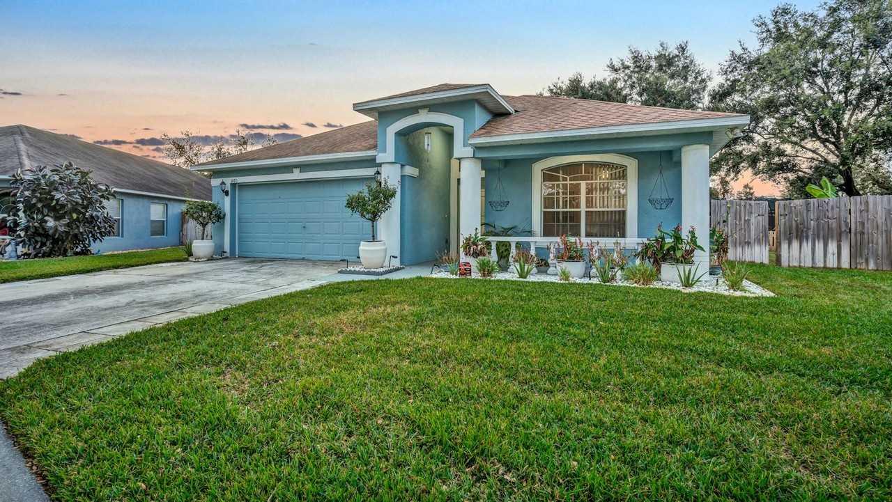 1470 Lake Shore Ranch Dr - Photo 2 of 50