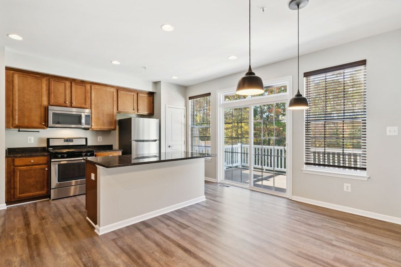 43540 Wild Iris St - Photo 3 of 15