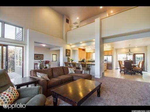 809 N Yacht Club Dr - Photo 3 of 26