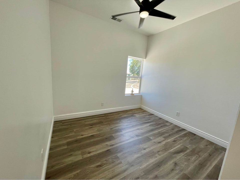 Shore Rd #ADU - Photo 5 of 7