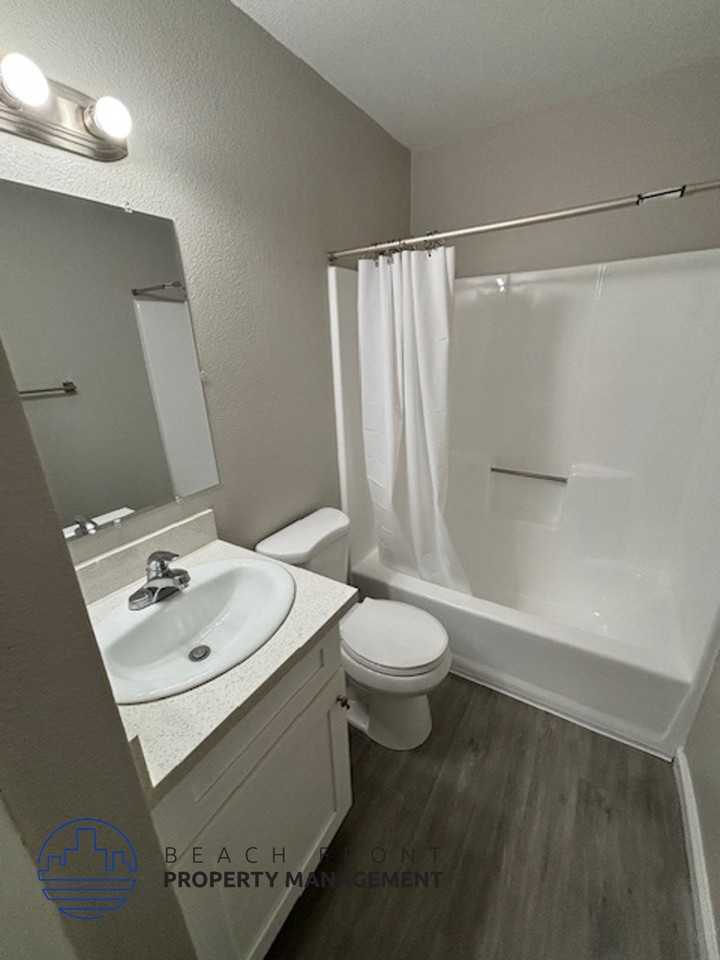 14622 Adams St. - Photo 7 of 13