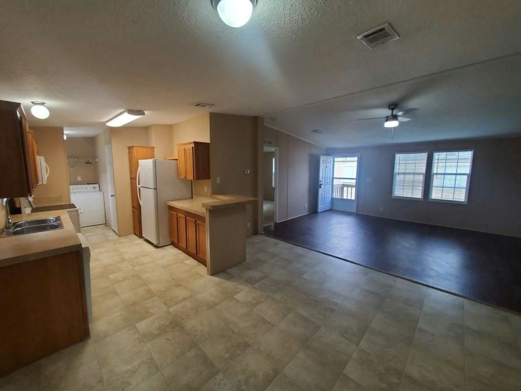 6706 Northwest 29th Place #0739 - Photo 7 of 15