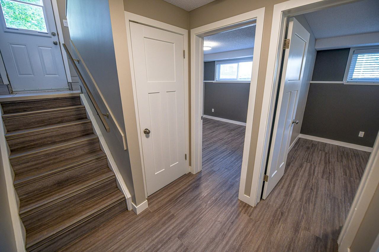 9308 109 Avenue - Photo 3 of 17