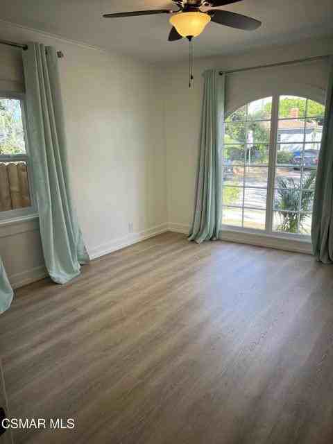 4049 Colonial Ave - Photo 2 of 8