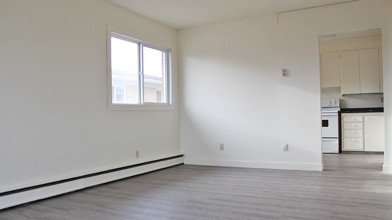 Rae 4166 Apartments - 4168 & 4168 Rae Street Regina SK | Zumper