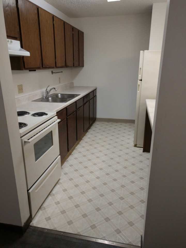 Rolling Hills - Photo 3 of 15