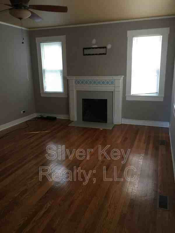 516 Eastanallee Ave - Photo 3 of 22