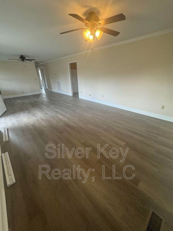 106 County Road - Photo 6 of 22