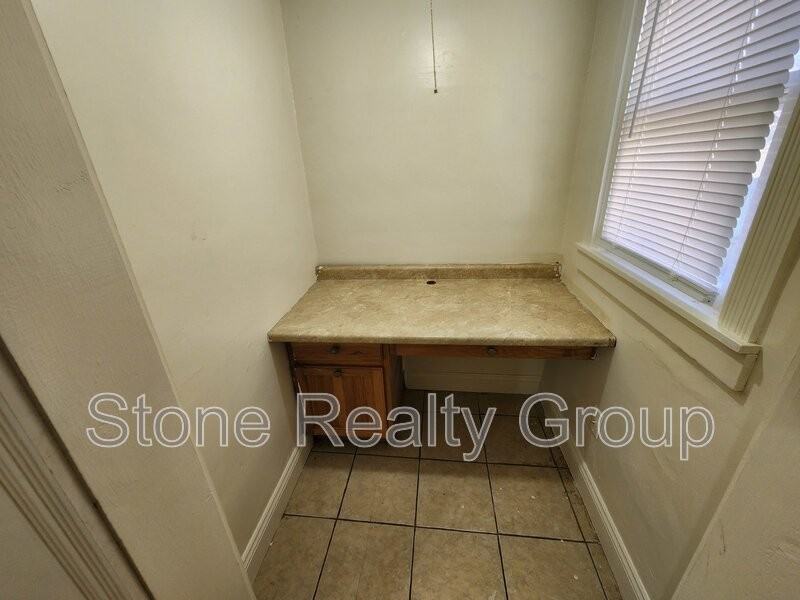 1732 Garfield Ave - Photo 7 of 15