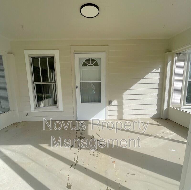 586 Mckenzie Bridge Rd - Photo 4 of 19