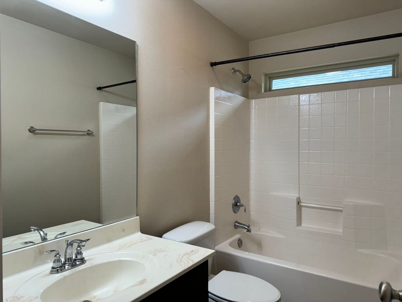 6020 Grace Ave - Photo 5 of 20