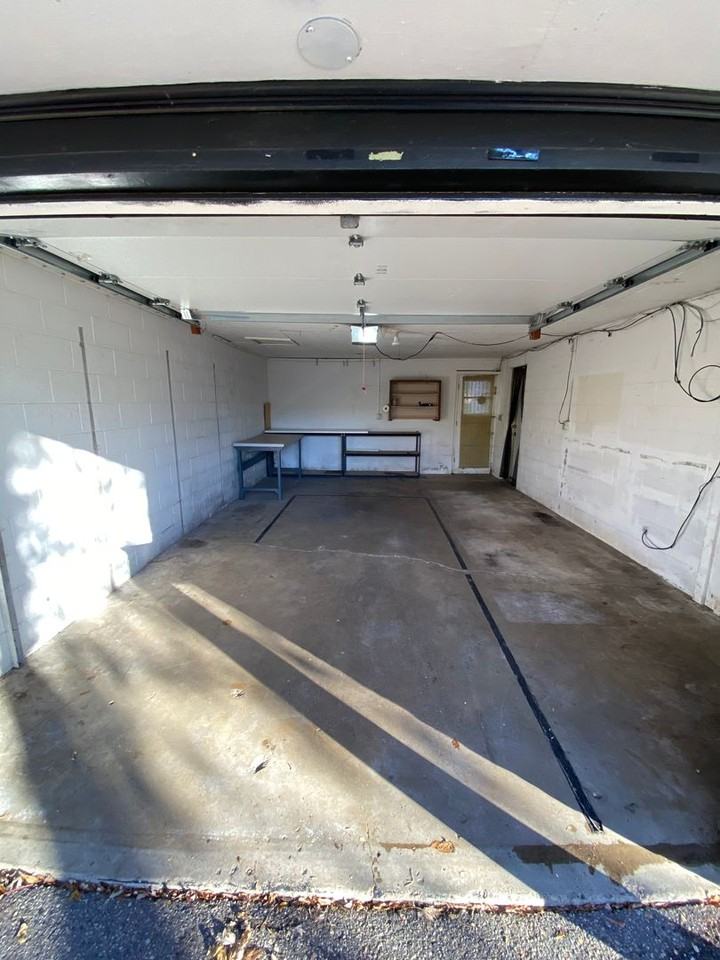 6016 White Dr - Photo 2 of 17