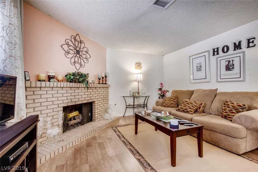 817 Rock Springs Drive #202 - Photo 2 of 6