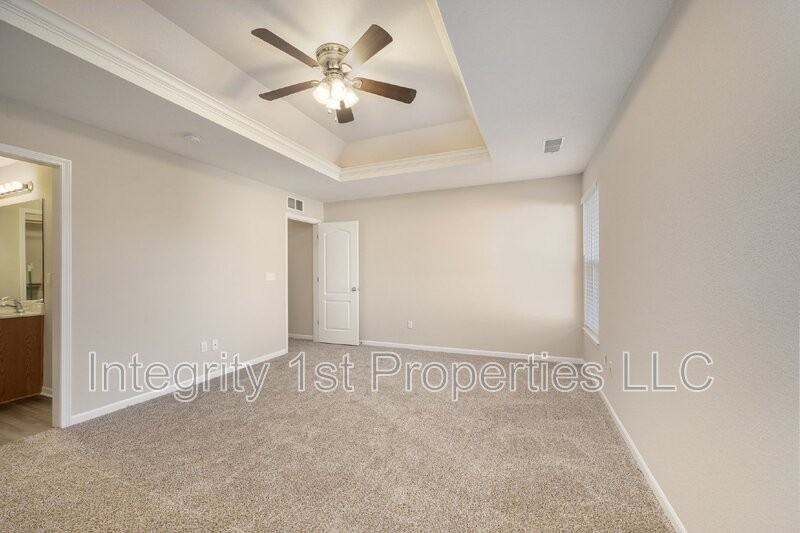 5942 Nw 91st St #5942 - Photo 5 of 13