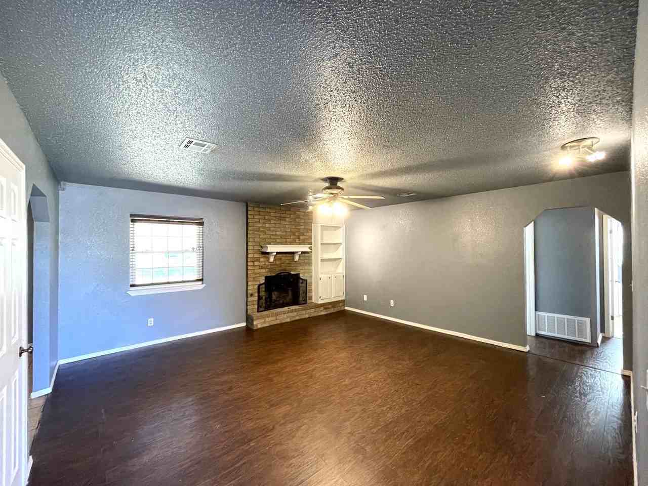 5328 Coble St - Photo 2 of 19