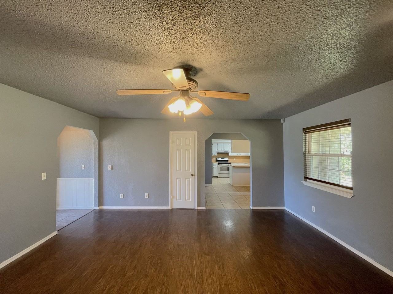 5328 Coble St - Photo 3 of 19