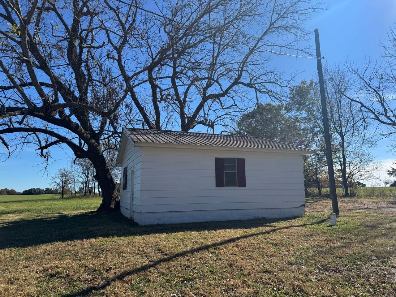 892 S Madison St - Photo 3 of 9