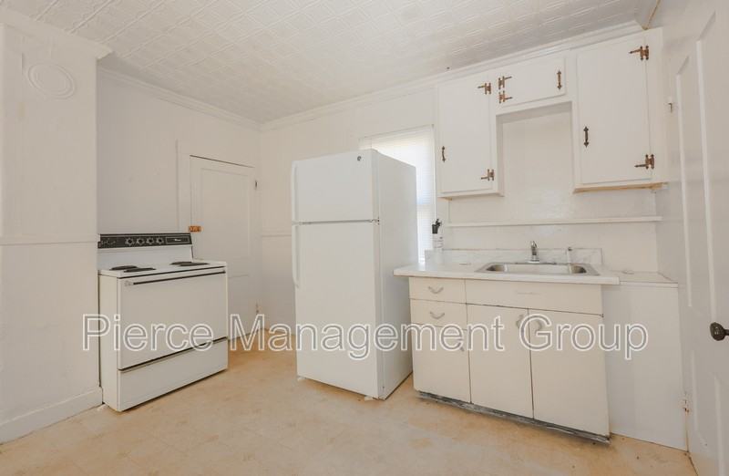 120 Elm St #3 - Photo 4 of 19