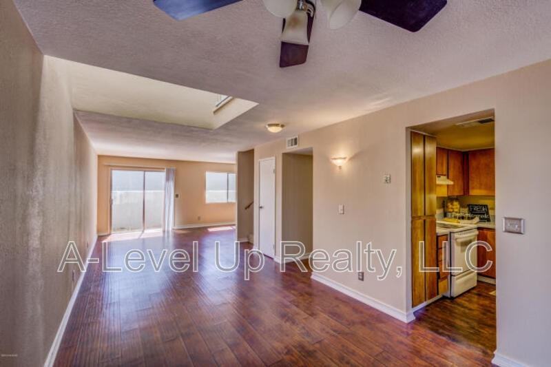 2775 W Anklam Rd - Photo 3 of 18
