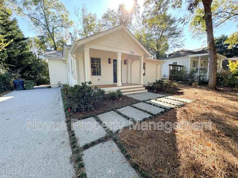 1102 Seaboard Ave Nw - Photo 3 of 38