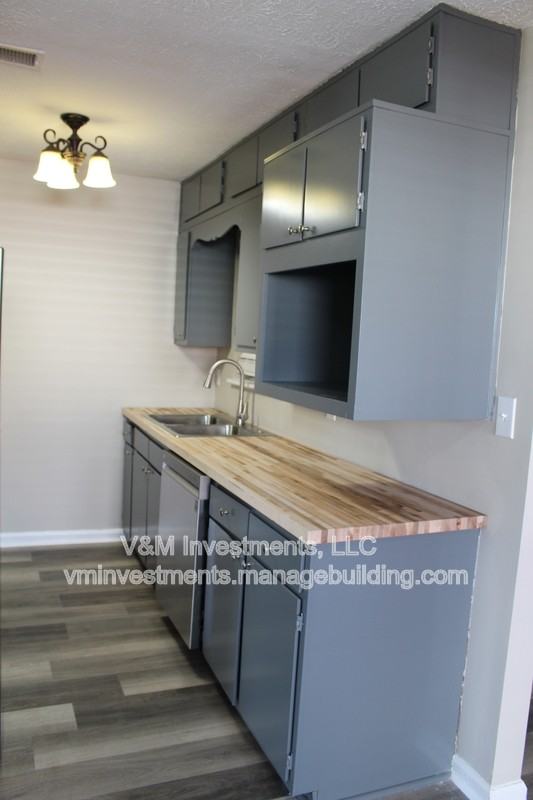 3837 Wem Dr - Photo 5 of 32