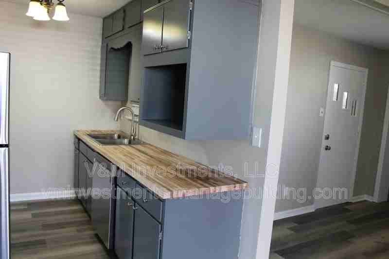 3837 Wem Dr - Photo 6 of 32