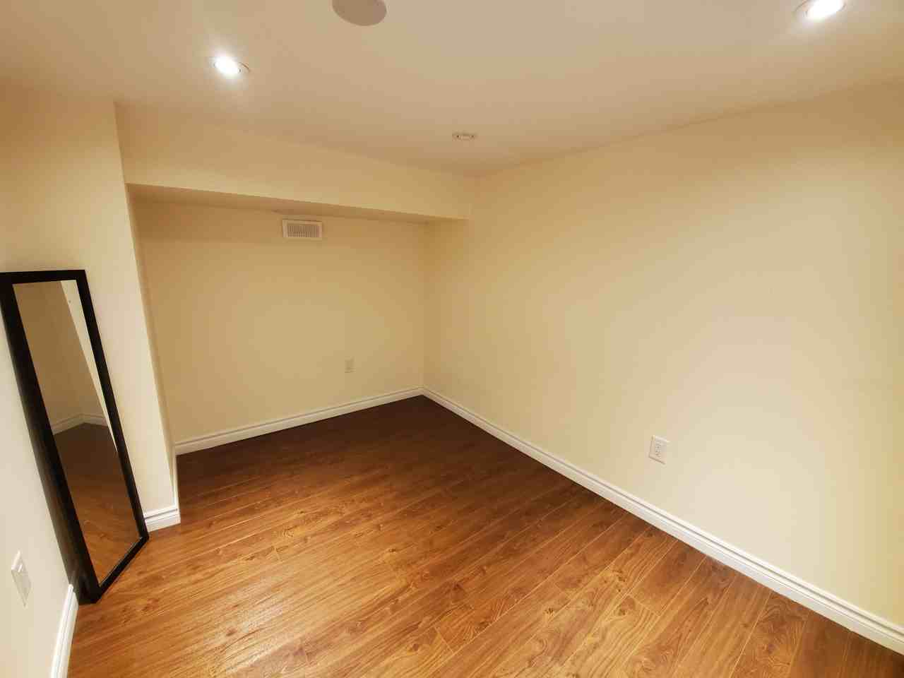 Dupont St & Spadina Rd - Photo 5 of 6