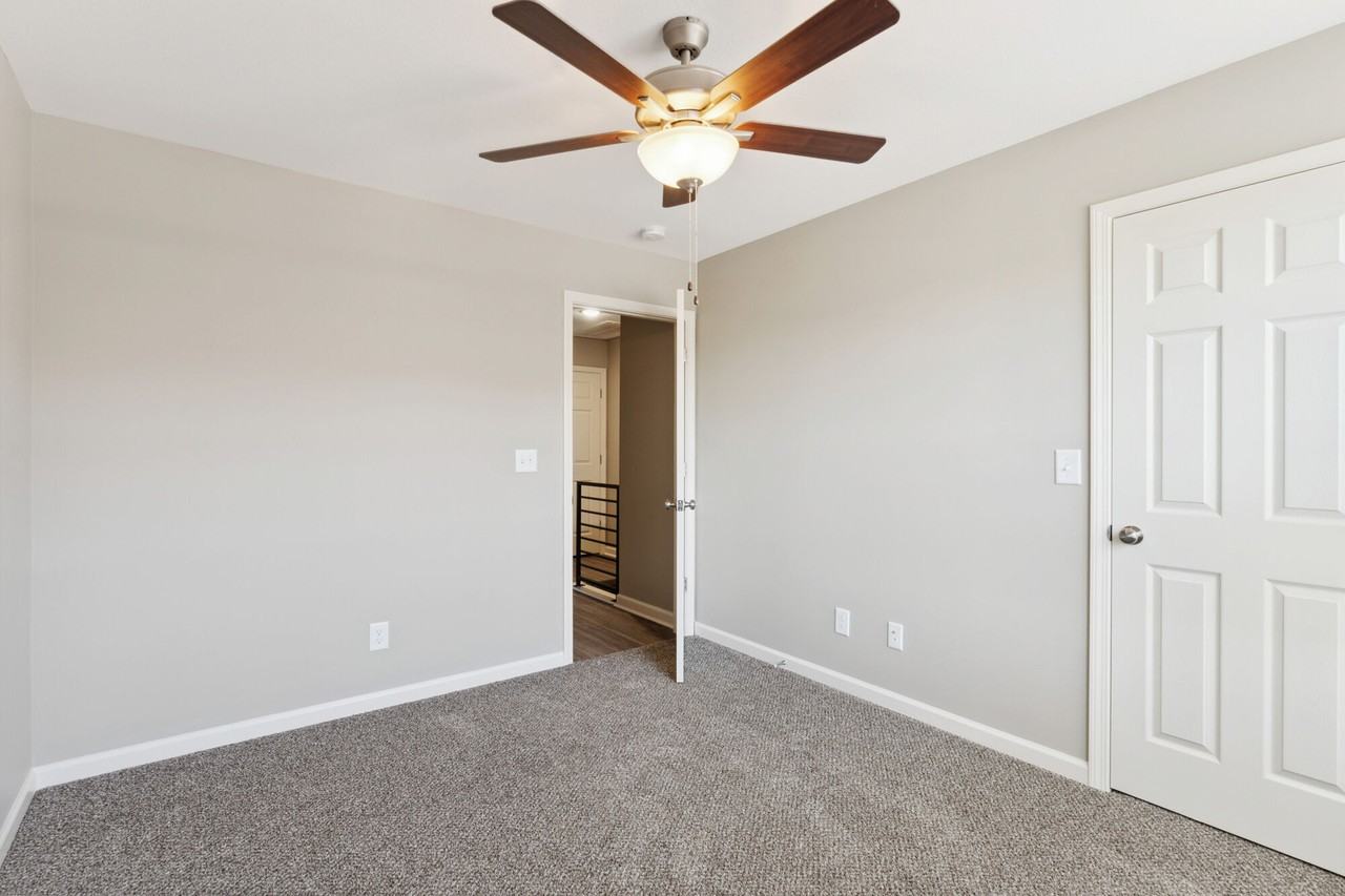 Parkview Place - Photo 2 of 36