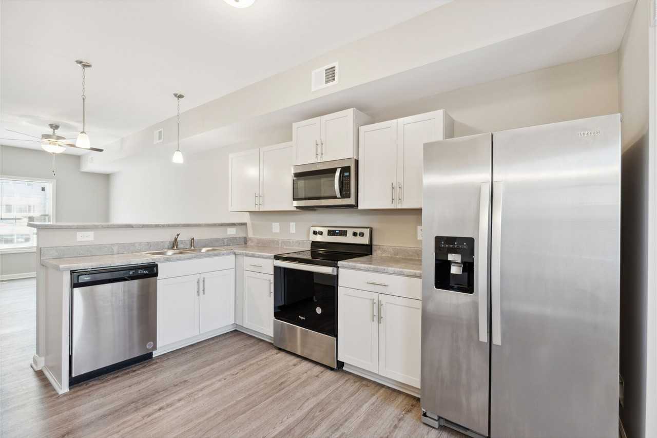 Parkview Place - Photo 4 of 36