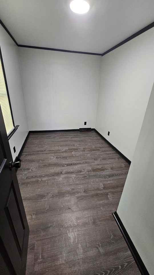 370 N Columbus St - Photo 5 of 6