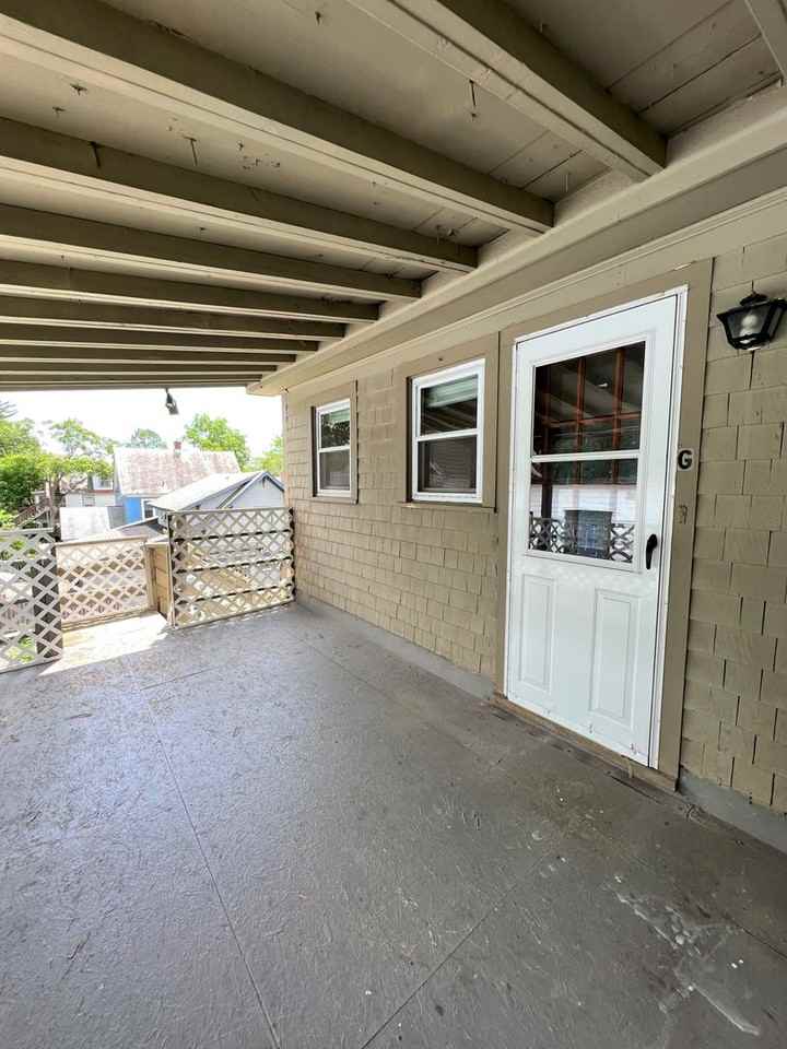 360-364 South Winooski Ave - Photo 7 of 23