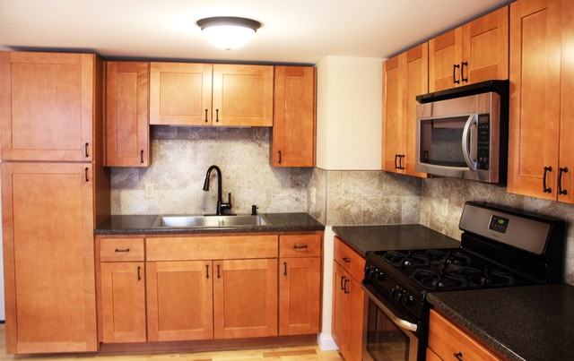 22 Cedar St - Photo 6 of 13