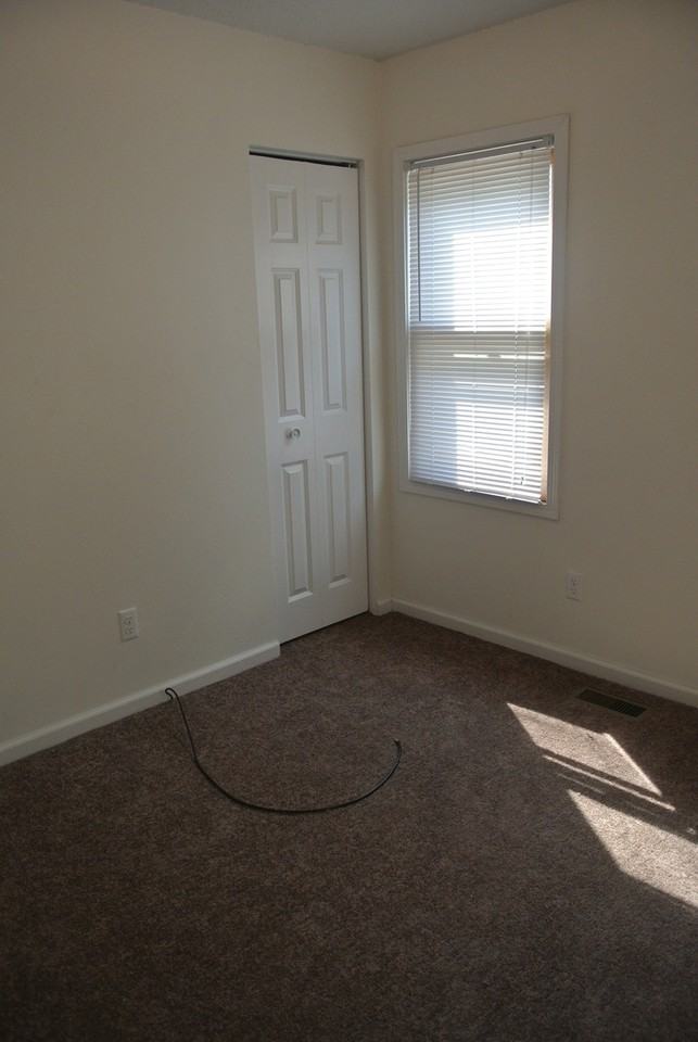 525 12th St Nw - Photo 7 of 9