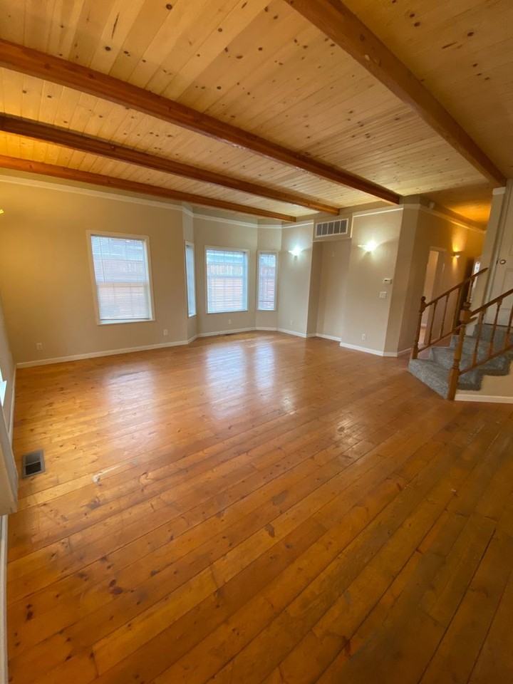 236 E Madison Ave - Photo 3 of 14