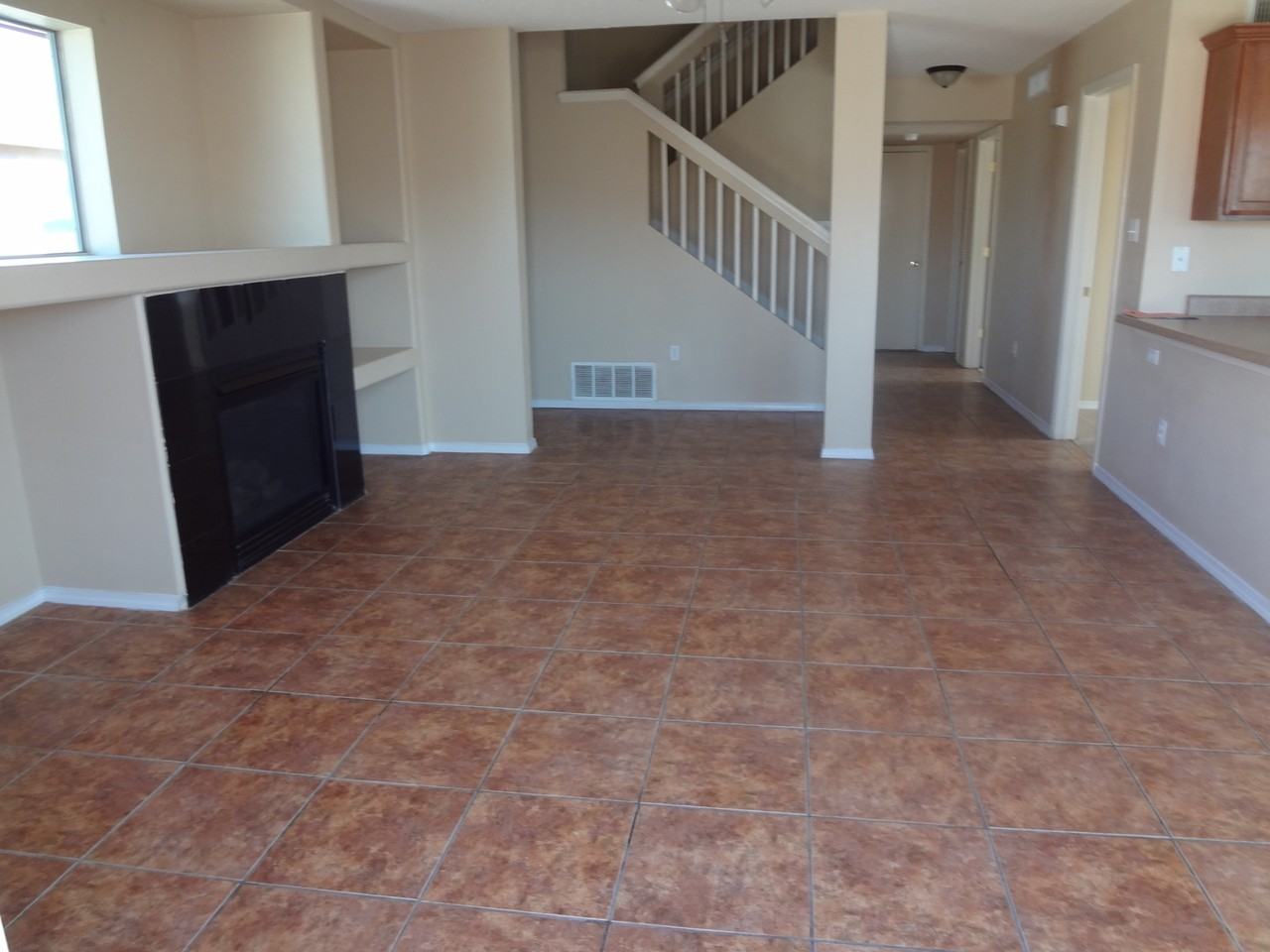 10043 Paloma Dr - Photo 2 of 33