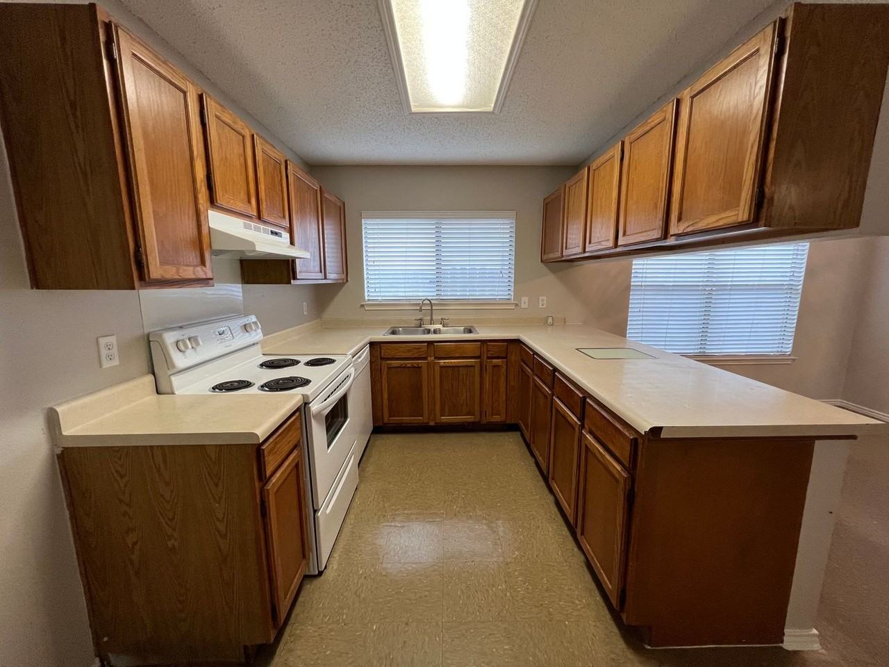 7534 Longing Trl - Photo 5 of 13