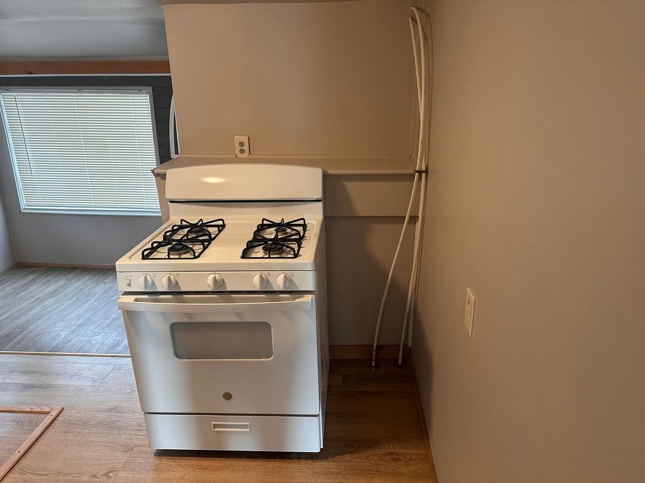 621 9th Ave S - Photo 7 of 14