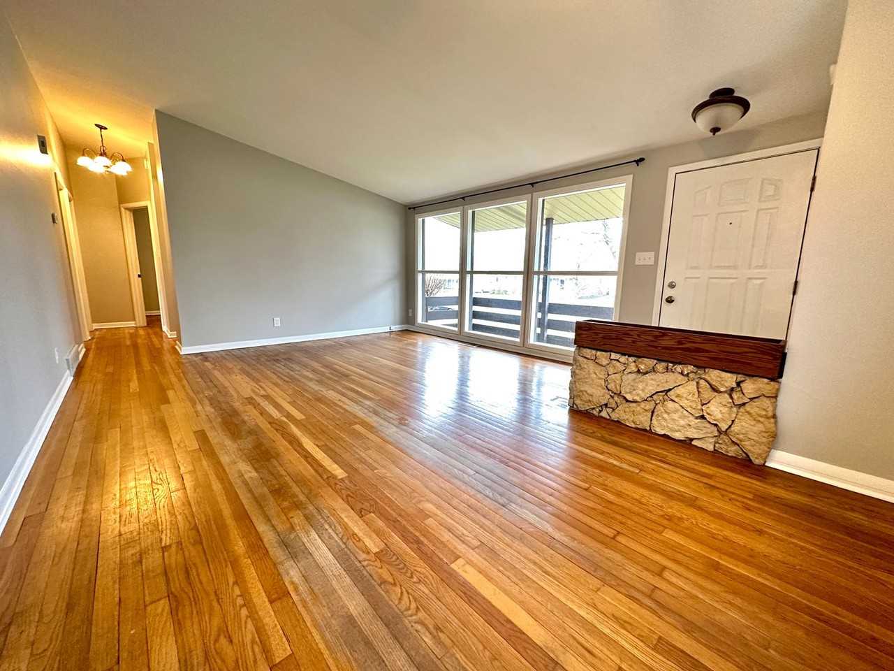 3112 Delaney St - Photo 2 of 19