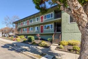 featured image of 3101 Mabel St